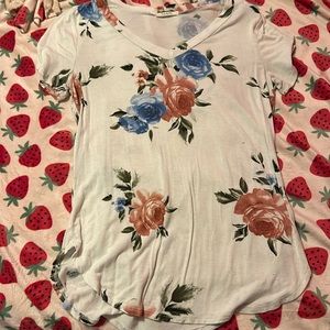 Floral V neck T shirt